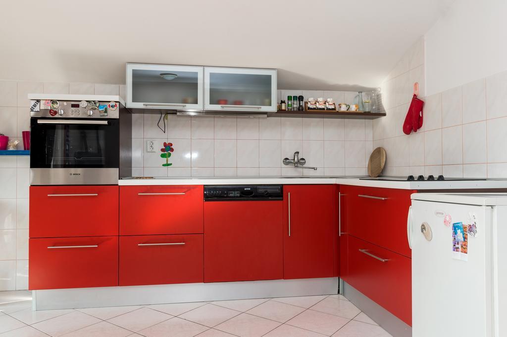 Apartment Milka Водице Екстериор снимка