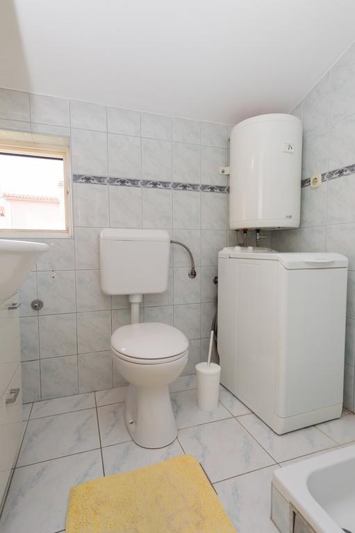 Apartment Milka Водице Екстериор снимка